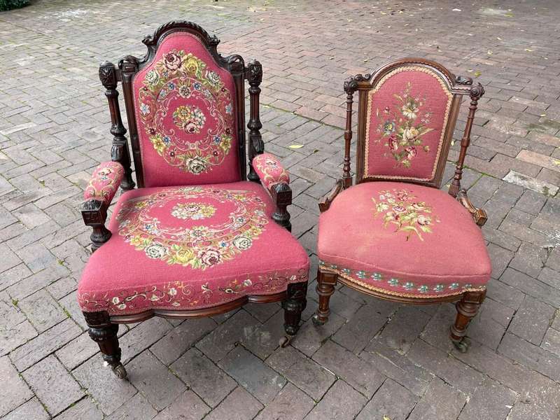 Beautiful pair of Victorian Rosewood His and Hers Chairs.