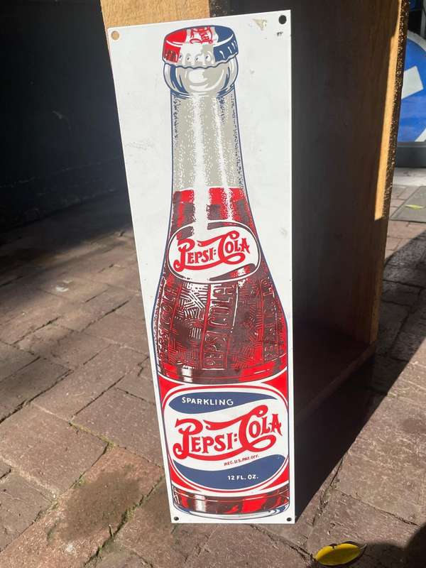 Enamel Pepsi Sign ( 53 x 25 cm ) Pepsico Inc 1992
