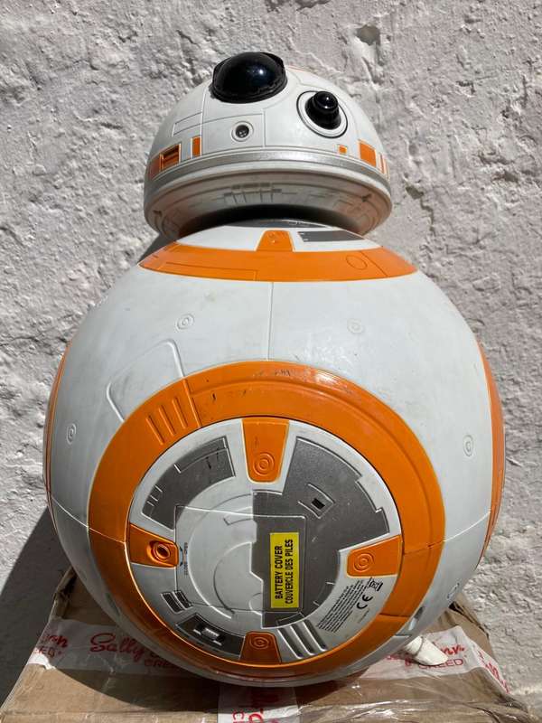 Star Wars Robot ( 42 x 30 x 30cm )