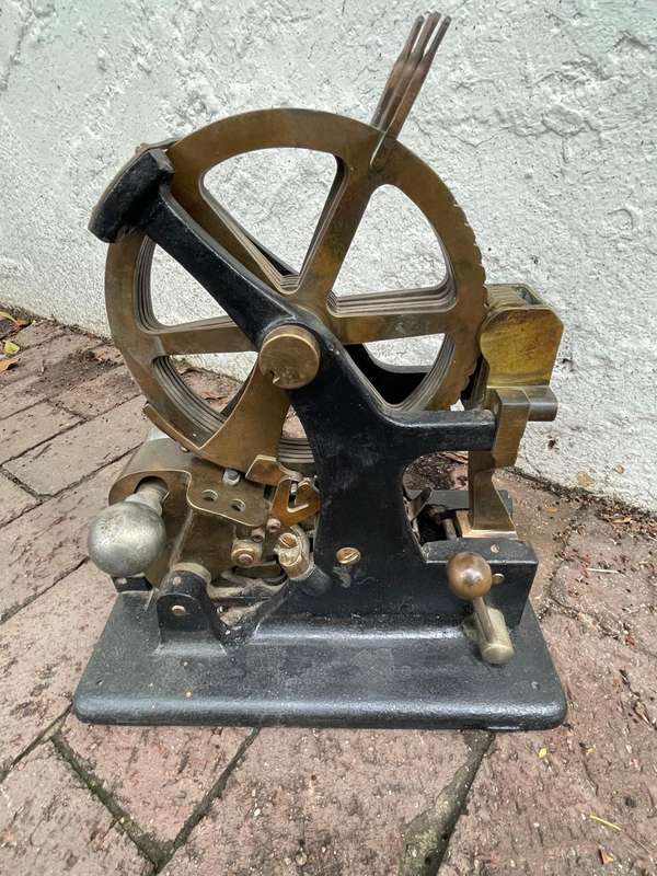 Cast Iron and Brass Laundry Markong Machine A&C Jenner( 34 x 31 x 17 cm ) circa 1922