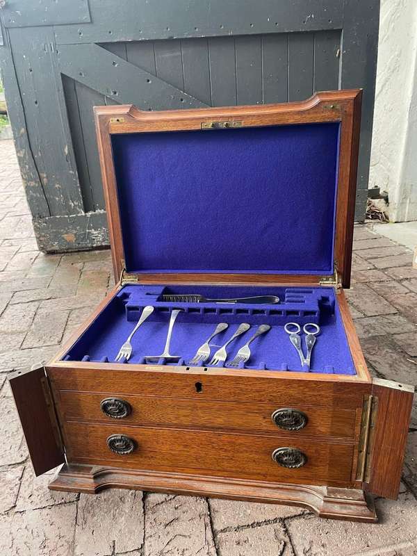 Oak Cutlery Box with some Cutlery ( 51 x 38 x 25 cm