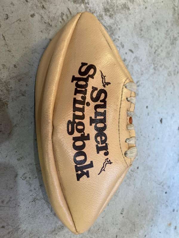 Rugby. Super Rugby Mini Leather Ball in mont condition