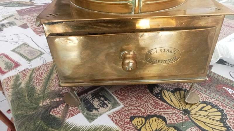 Kaapse Koffie Konfoor en Tessie. FJ Staal , Robertson
