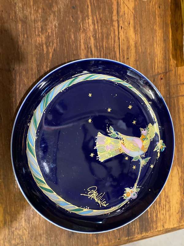 Beautiful Rosenthal Peacock Plate ( 20 cm)