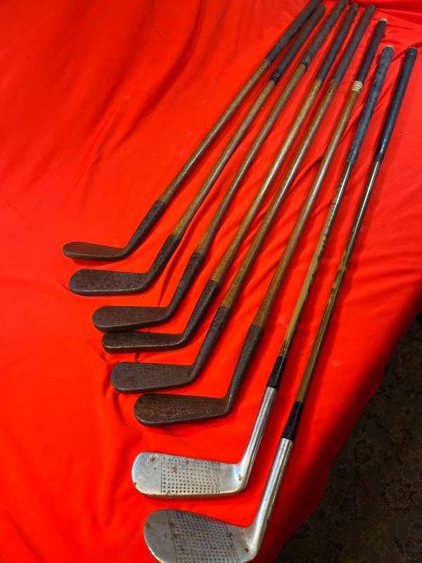 Set of Vintage Hickory Golfclubs