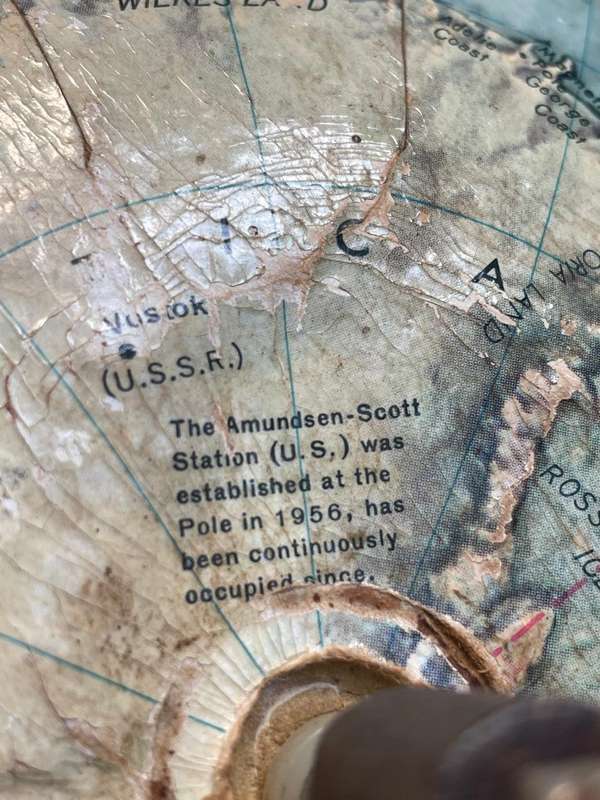 Rare Vintage Globe on Cast Iron Feet ( 50 cm )