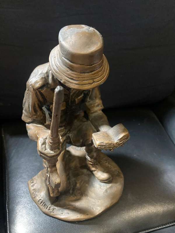 Bush War : Rare SADF soldier with Bible : Soldaat vir Christus ( 21 cm )