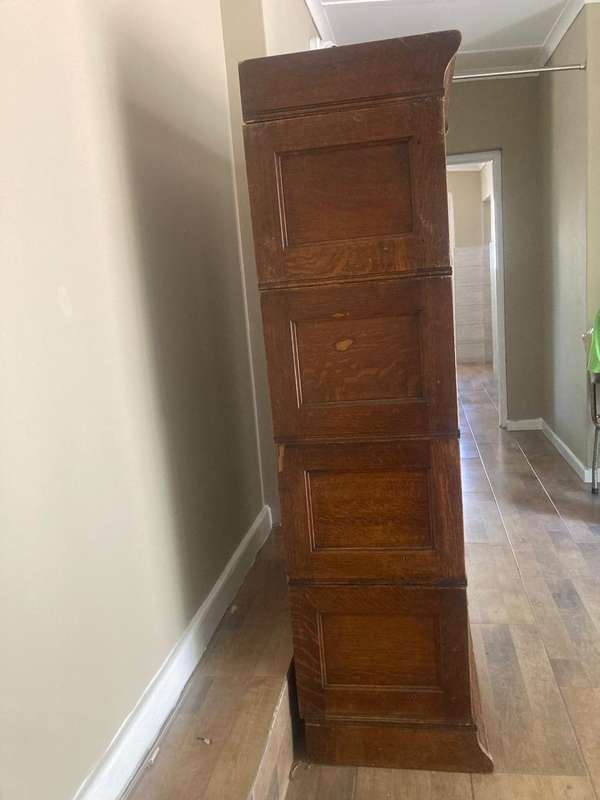 Oak Stack Lawyers Bookcase (170 x 85 x 47 cm ) Yawman & Erbe , Rochester NY