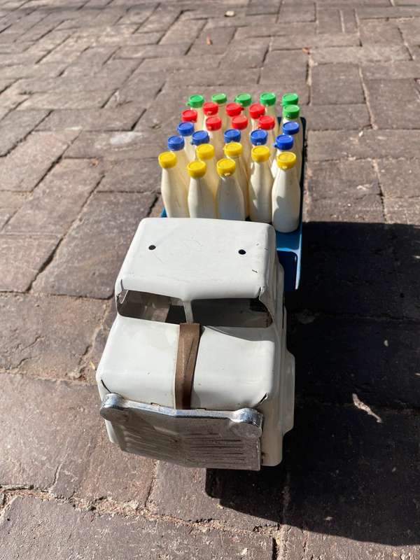 Triang Tinplate Milktruck ( 35 x 14 x 16 cm )