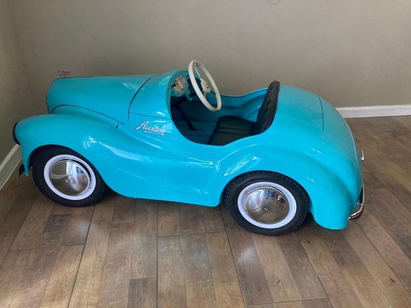 Rare Austin J40 Pedal Car ( Fully restored)