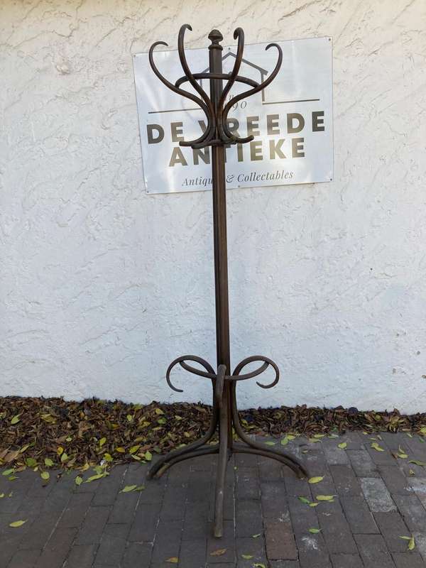 Rare Bentwood Hatstand( Standing against Wall)