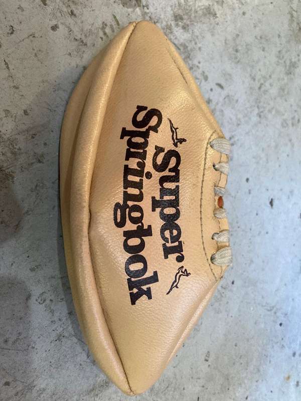 Rugby. Super Rugby Mini Leather Ball in mont condition
