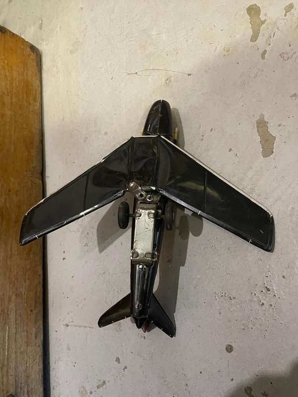 Tinplate USAF Jet ( 23 x 23 x 12 cm )