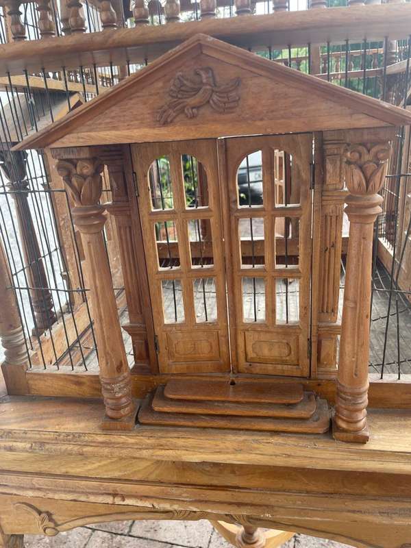 Beautiful Ornate Wooden Birdcage on Stand( 200 x 68 x 68 cm )