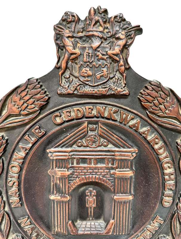 Bronze Plaque: Nasionale Gedenkwaardigheid/ National aMonument Bronze Plaque ( 27 x 22 cm )d