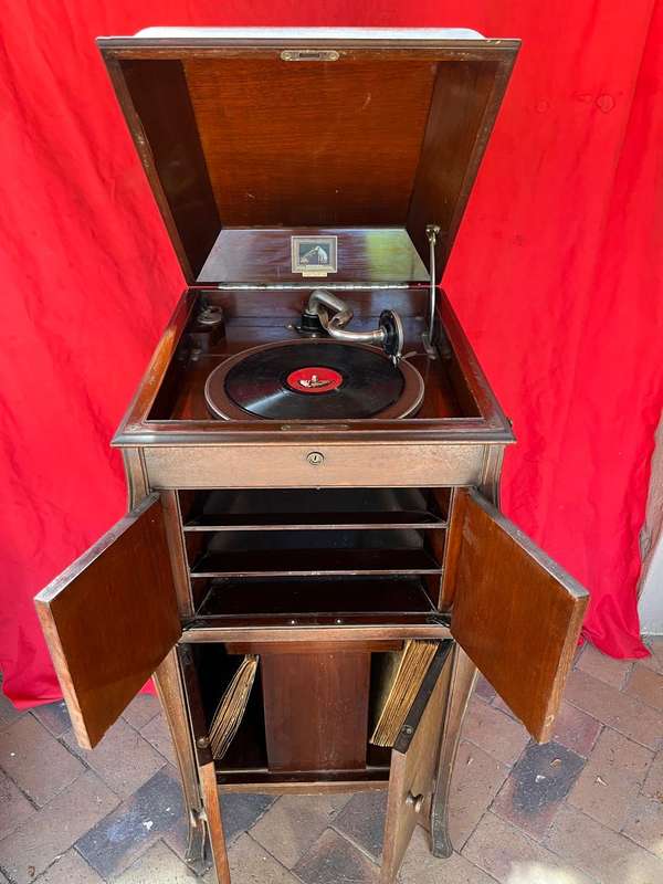 Oak Cased His Masters Voice Gramophone ( Working)