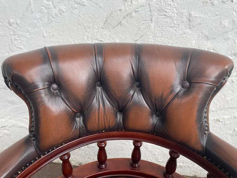 Genuine Leather Chesterfield Swivel Office Chair