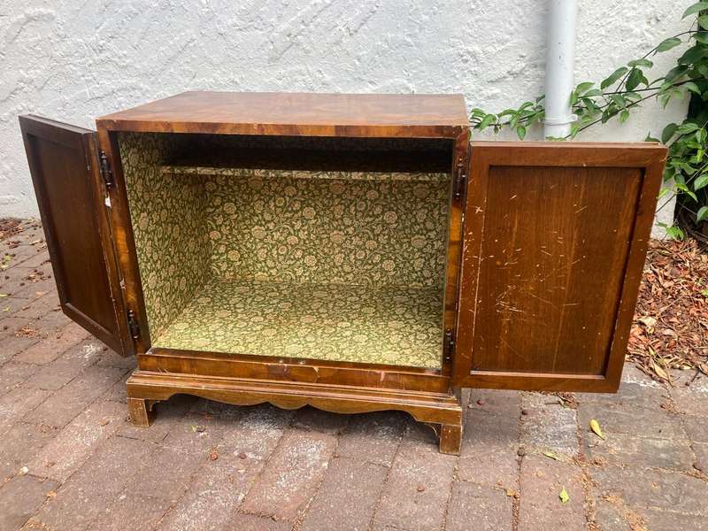 Beautiful Burr Walnut Campaign Style Chest ( 68 x 66 x 40 cm )