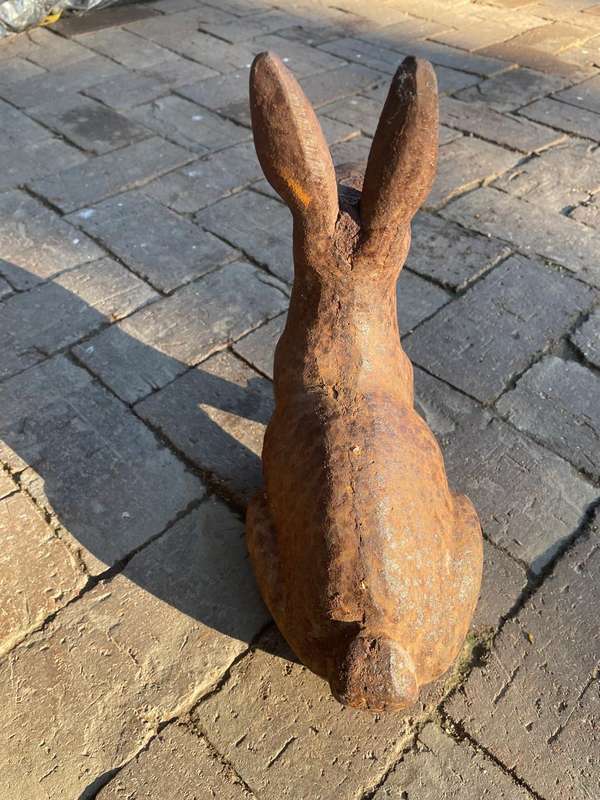 Rare pair of Cast Iron Bunnys (27cm )