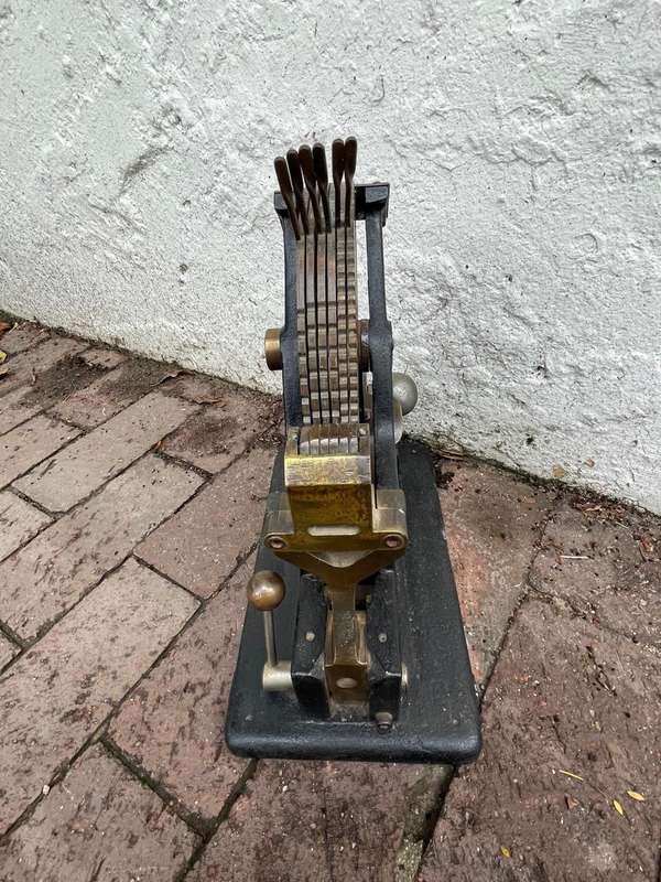 Cast Iron and Brass Laundry Markong Machine A&C Jenner( 34 x 31 x 17 cm ) circa 1922