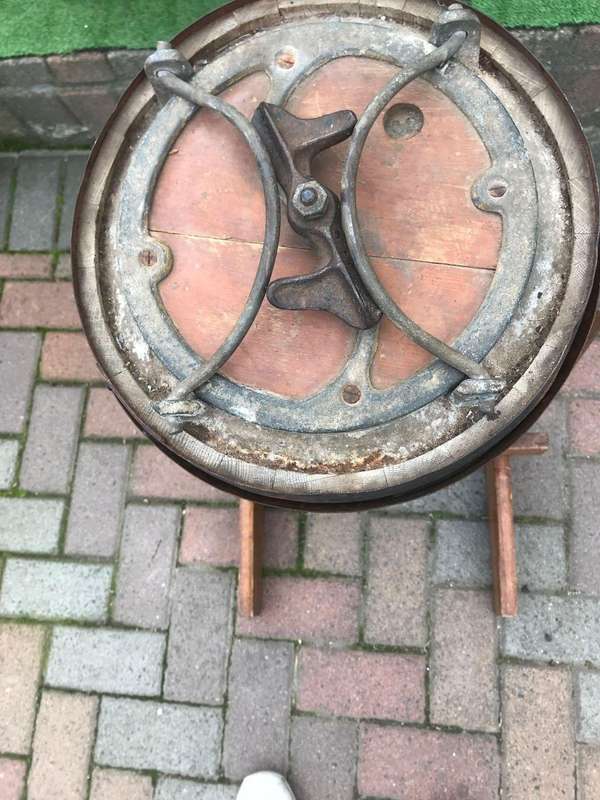 Vintage Butterchurn Churn Bail ( 80 c 57 x 48 cm )