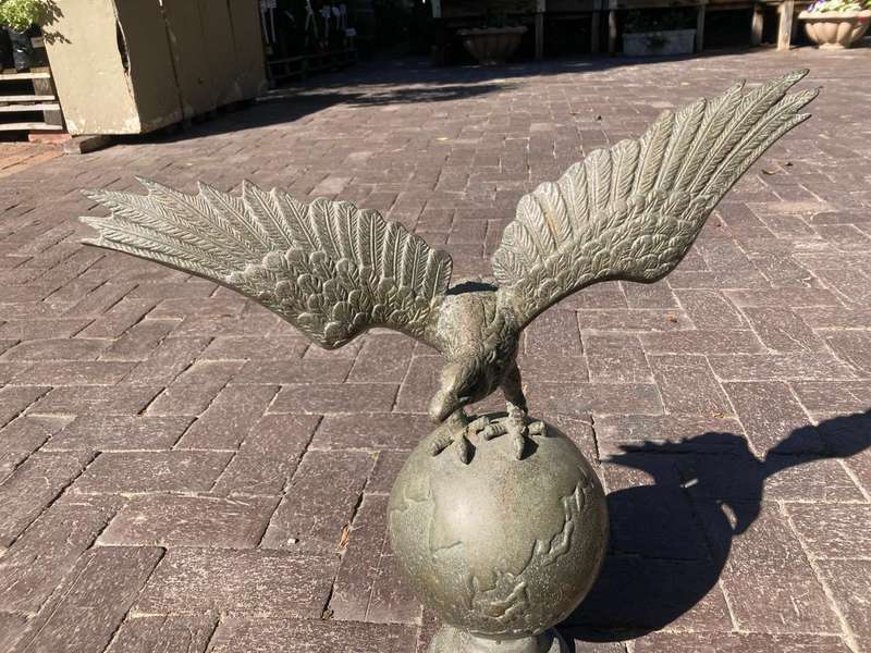 Rare Huge Bronze Eagle on a Globe ( 50 x 50cm )