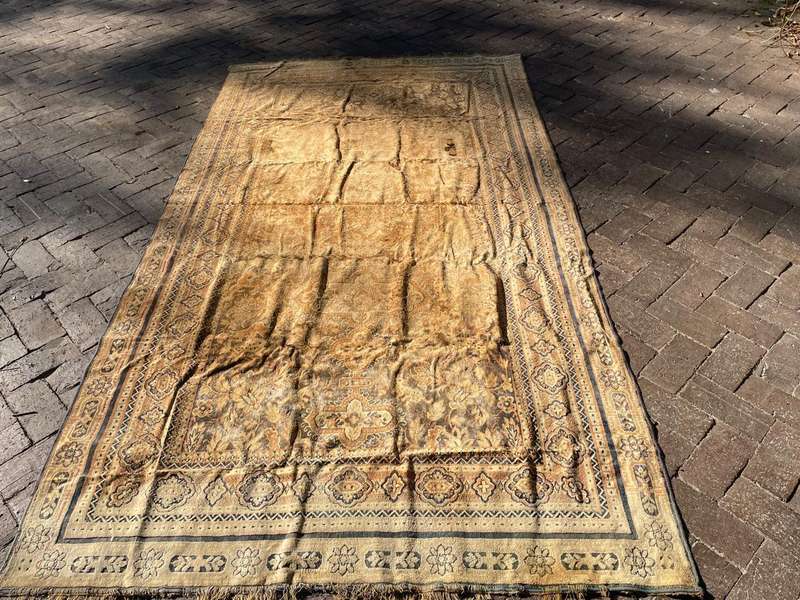 Vintage Wall Hanging Silk Rug ( 260 x 140 cm )