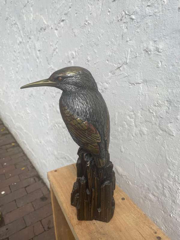 Beautiful Bronze by Giovanni Schoeman: The Kingfisher ( 32 cm )