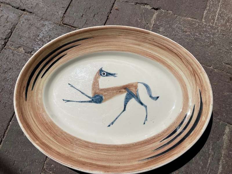Clarice Cliff: John Armstrong for Clarice Cliff Bizarre. Chaldean Oval Platter ( 36,5 x 28,5)
