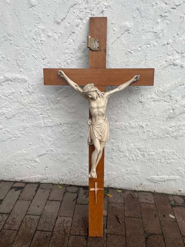 Beautiful Large Church Crucifix ( 110 cm )