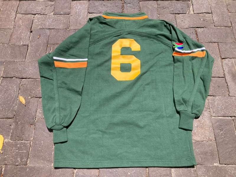 SA Under 18 Players Jersey: no 6