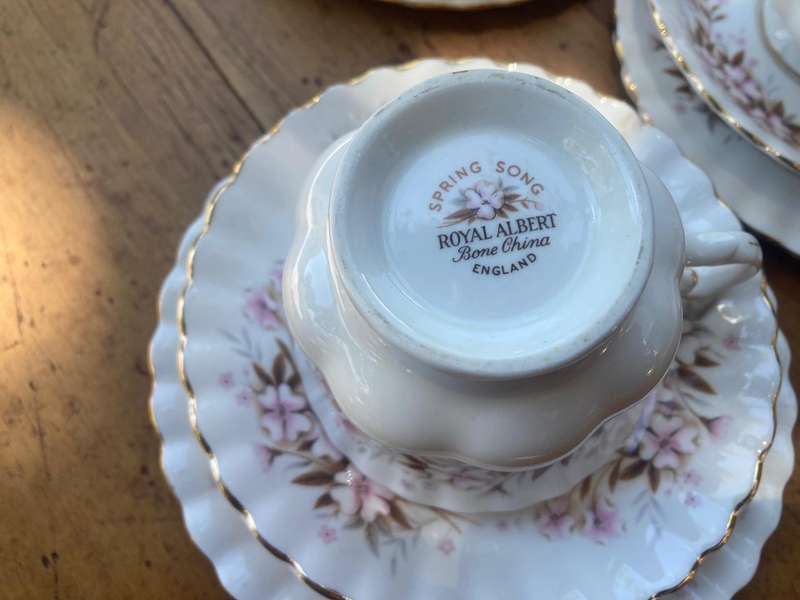 Royal Albert Springsong 6 Trios