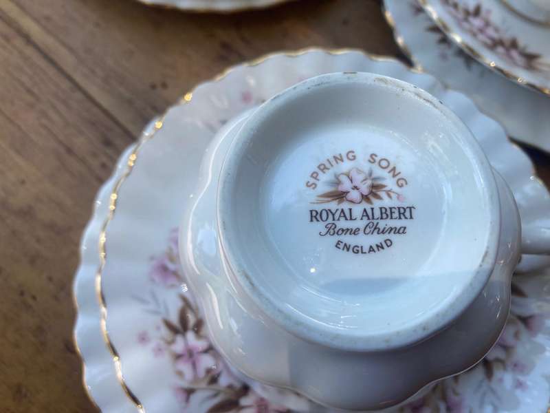 Royal Albert Springsong 6 Trios