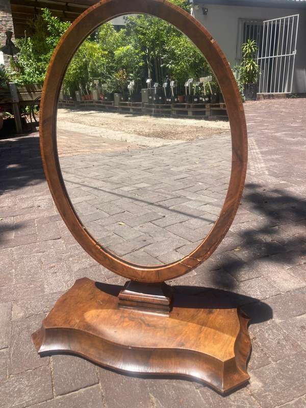 Beautiful Flame Mahogany Shaving Mirror ( 81 x 58 x 31 cm )
