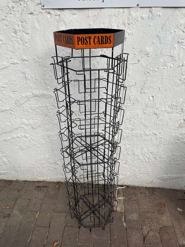 Vintage Postcard Shopstand ( 126 x 27 x 27 cm )