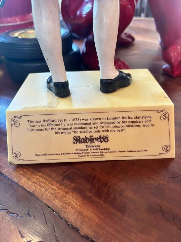 Rare Radfords Tobacco Advertising Figurine ( 41 cm )