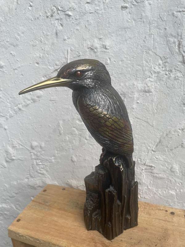 Beautiful Bronze by Giovanni Schoeman: The Kingfisher ( 32 cm )