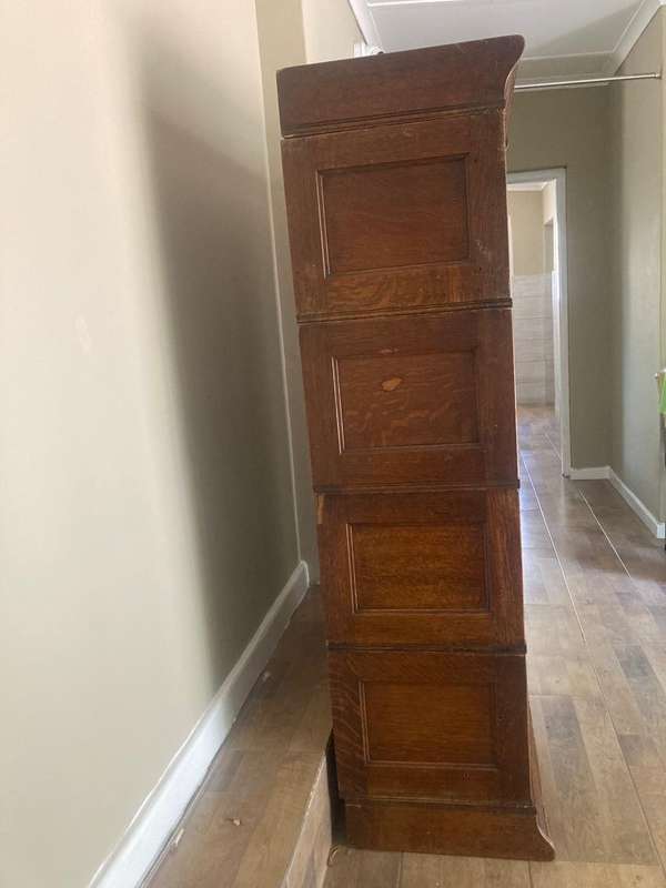 Oak Stack Lawyers Bookcase (170 x 85 x 47 cm ) Yawman & Erbe , Rochester NY
