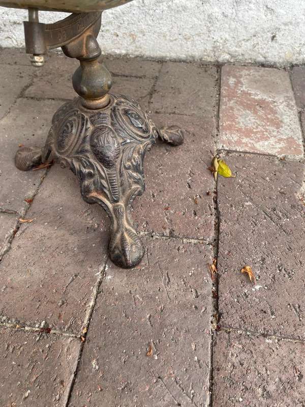 Rare Vintage Globe on Cast Iron Feet ( 50 cm )