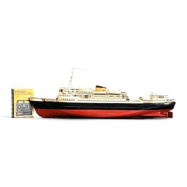 Huge Vintage Cruise Ship with Remote ( 145 x 50 x 22 cm )