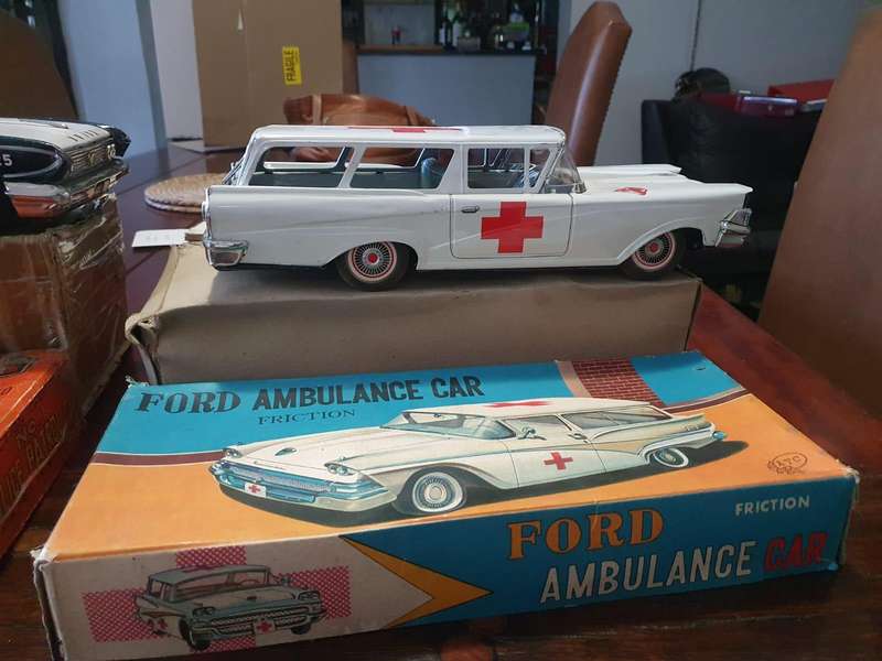 Rare Tinplate Ford Ambulans in original box