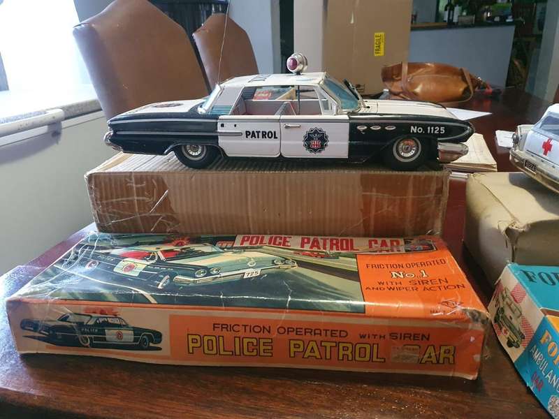 Rare Tinplate Japanese Buick Policecar in original box