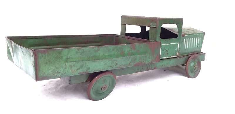 Tinplate SA Made Truck in original condition( 60 x 25 x 20 cm )