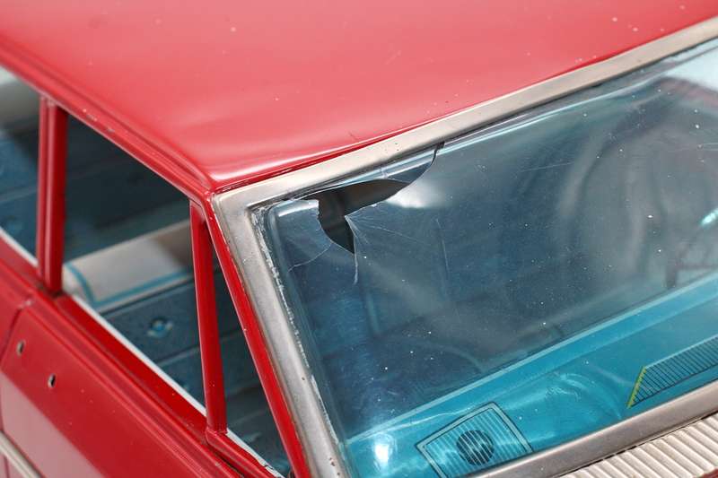 Huge Japanese Nomura 1965 Tinplate Cadillac in good condition ( 64 cm )