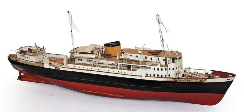 Huge Vintage Cruise Ship with Remote ( 145 x 50 x 22 cm )