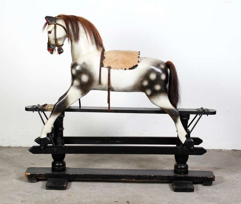 Rare Victorian Rocking Horse ( 124 x 35 x 116 )