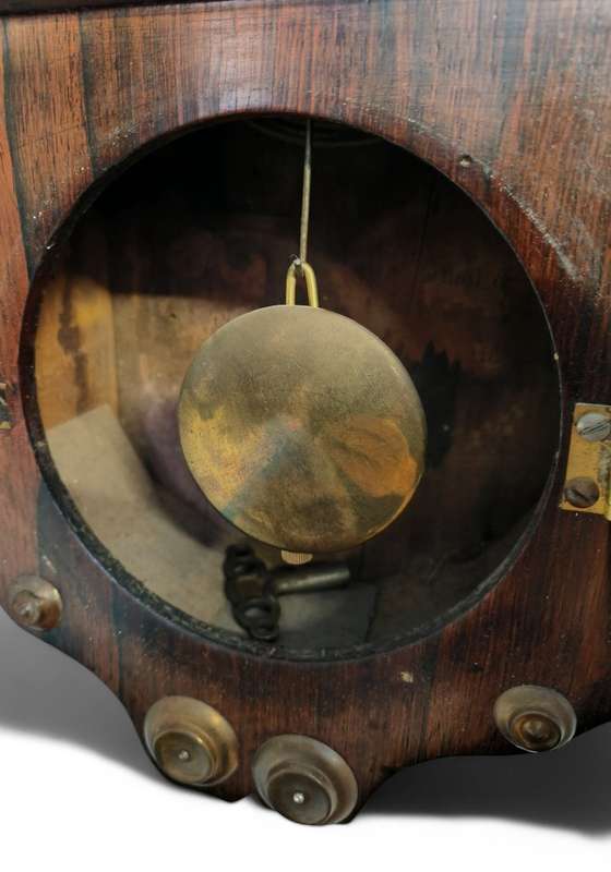 Mahogany Cased Calendar Clock ( 64 x 42 x 12 cm )