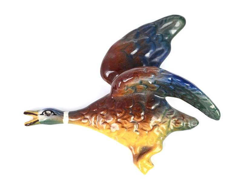 Set of 5 Flying Ducks ( 27/22 to 15/13cm ) some restoration