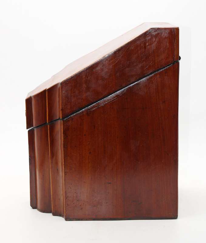 George 111 Flame Mahogany with Satinwood Inlay Serpentine Front Knife Box ( 38 x 22 x 30 cm )