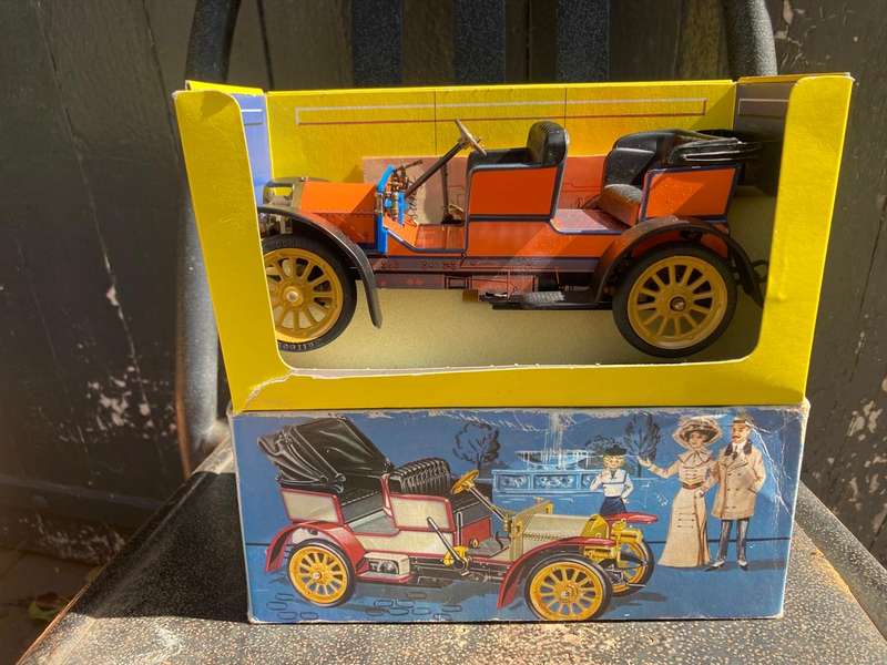 Schuco Mercedes Benz in Original Box ( 22 cm )